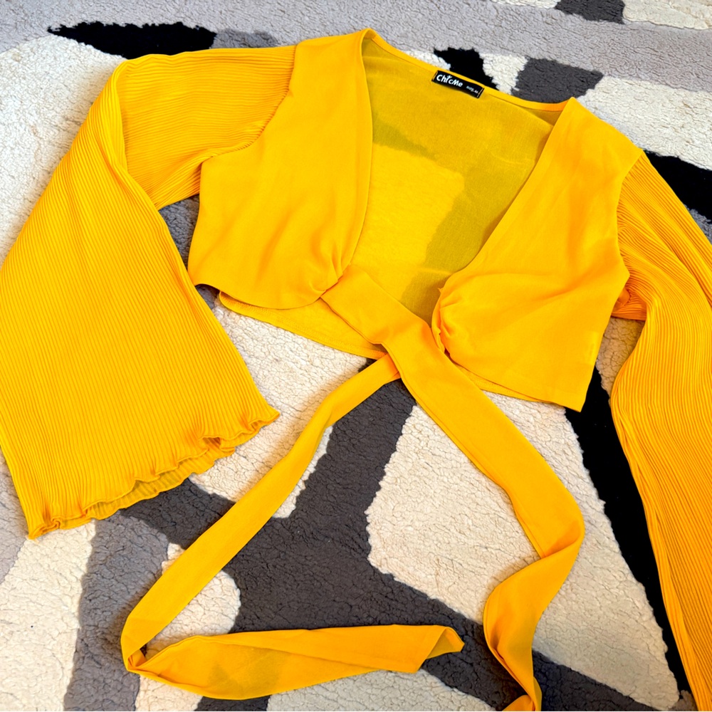 ChicMe Yellow Bell Sleeve Top - Sz M